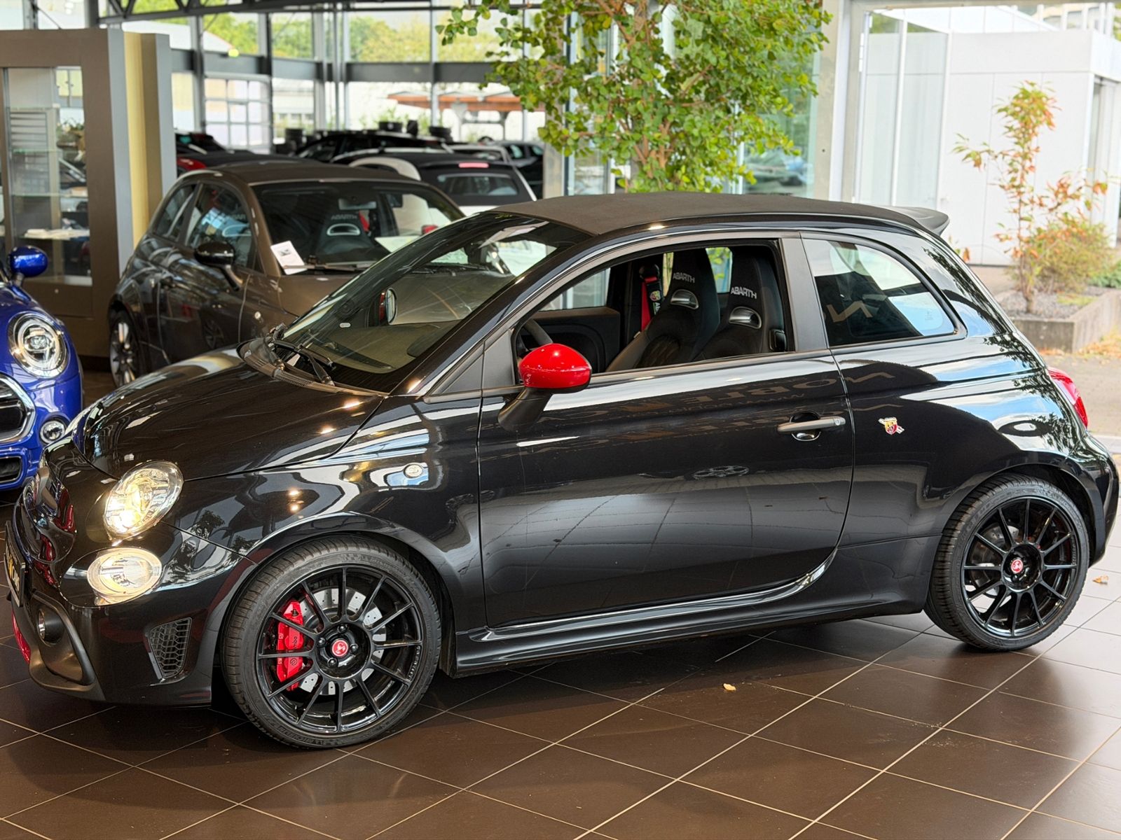 Fahrzeugabbildung Abarth 695C Turismo Cabrio KLIMA BEATS NAV DAB ALU
