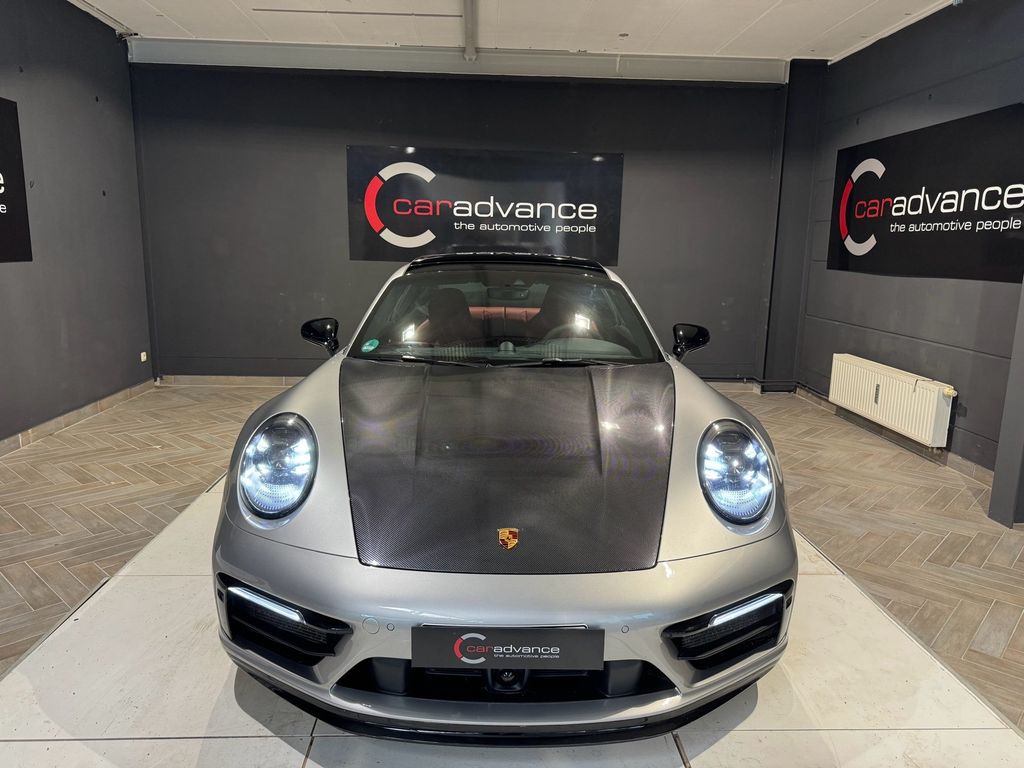 Porsche 992