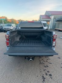 Bild 9 Isuzu D-Max Double Cab 4WD V-CROSS 1/2 Jahreswagen