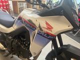 Honda XL750 Transalp *beschädigt* - HONDA XL750 TRANSALP