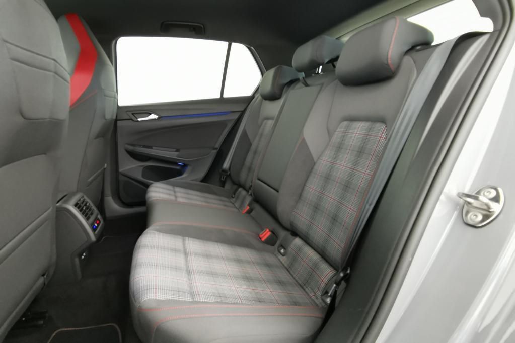 Volkswagen Golf GTI 2.0 TSI DSG RFK*PDC*Tempo*Klima*NAV*SH