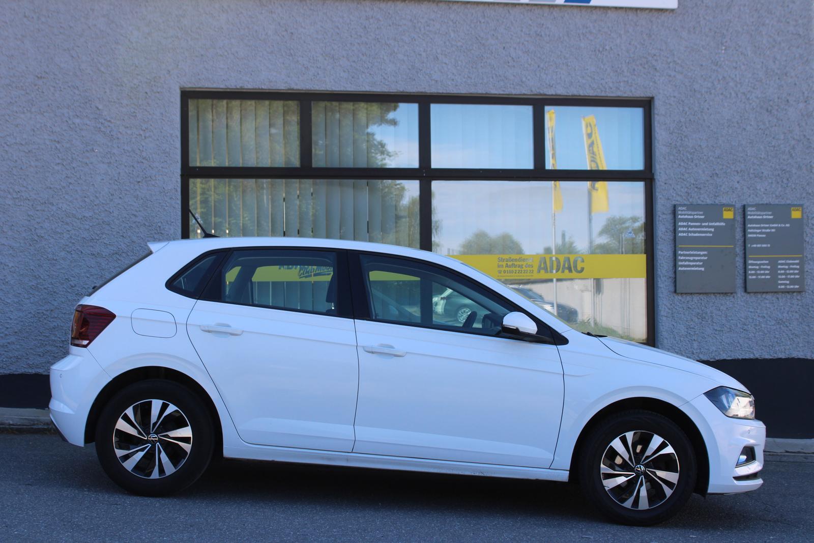 Volkswagen Polo VI Comfortline *NAVI Discover*