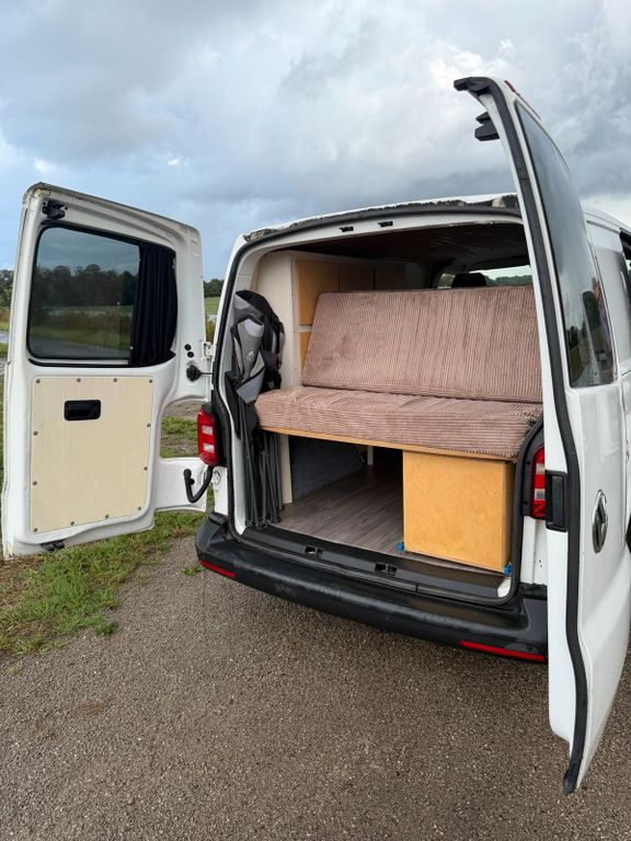 Image of Volkswagen T6 Transporter