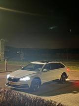 Skoda Superb 2.0 TSI DSG 4x4 SCOUT COMBI SCOUT - Skoda: Combi Scout
