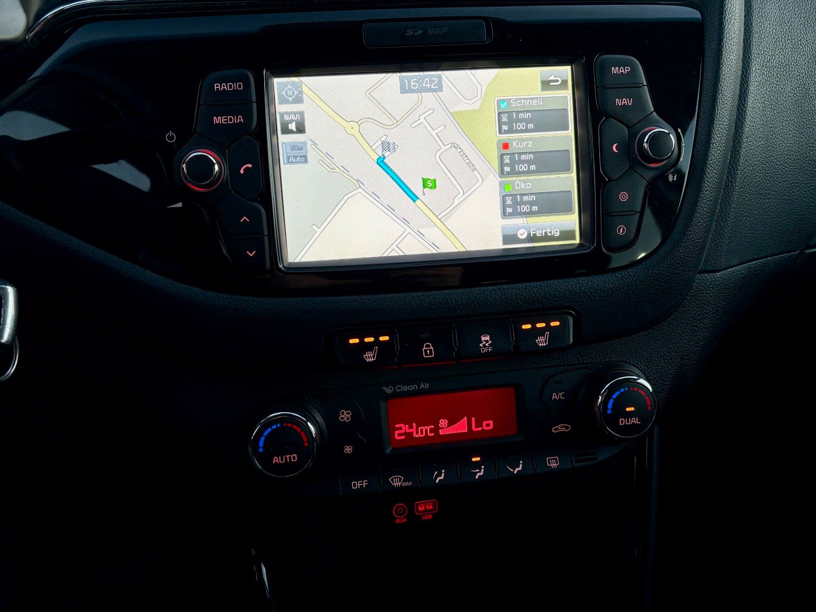 Fahrzeugabbildung Kia cee'd Sportswagon 1.4 Navi Kamera SHZ Tempomat