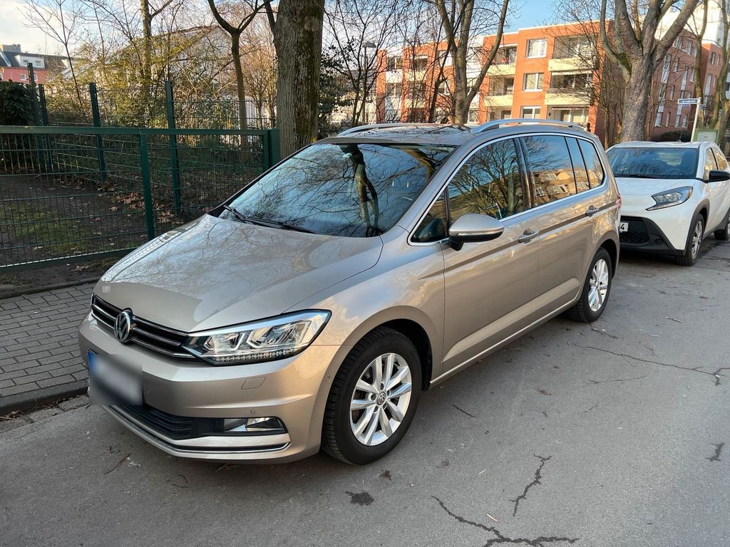 Image of Volkswagen Touran