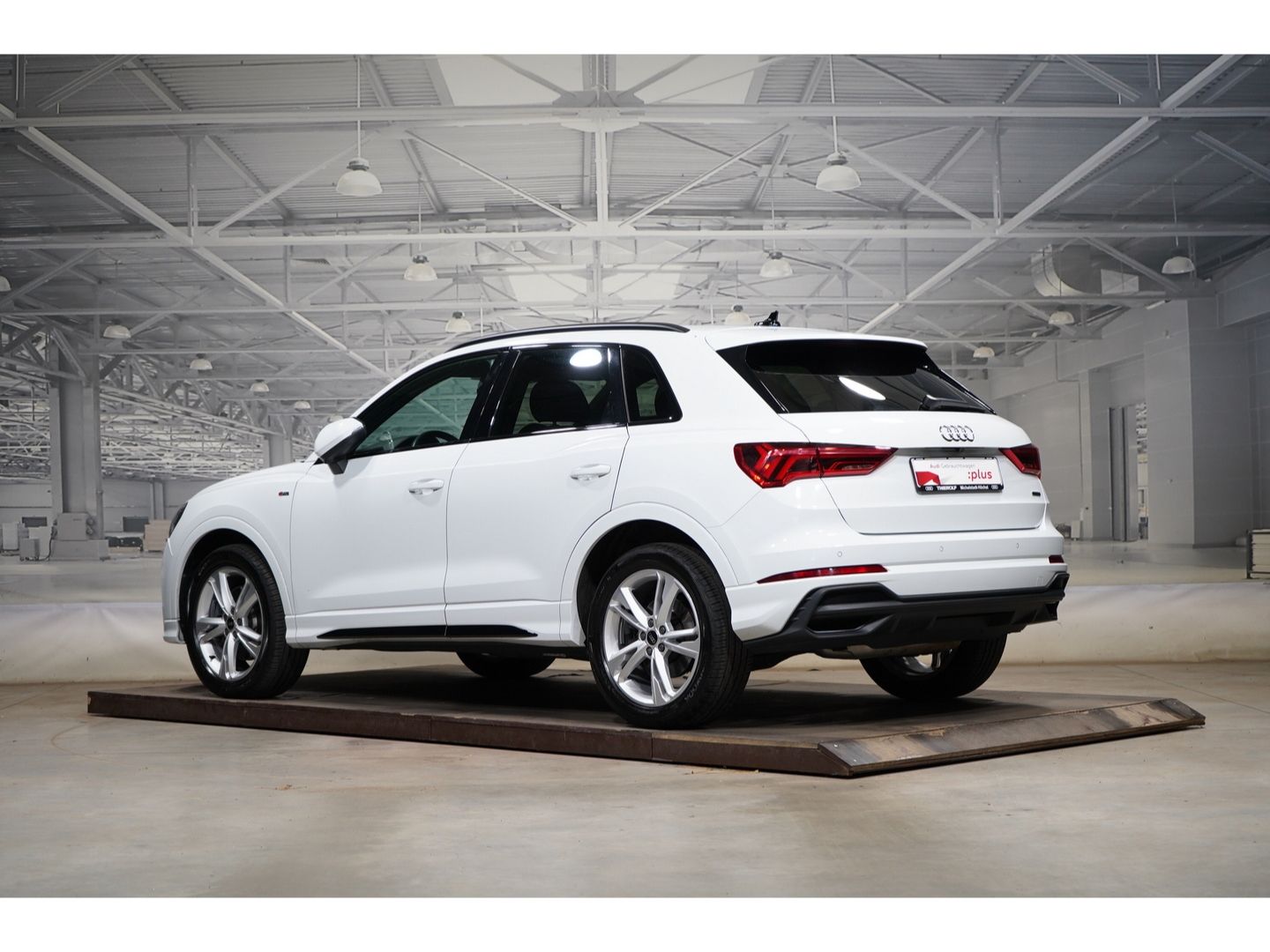 Audi Q3 S line 40 TFSI quattro AHK Panorama imagem 2