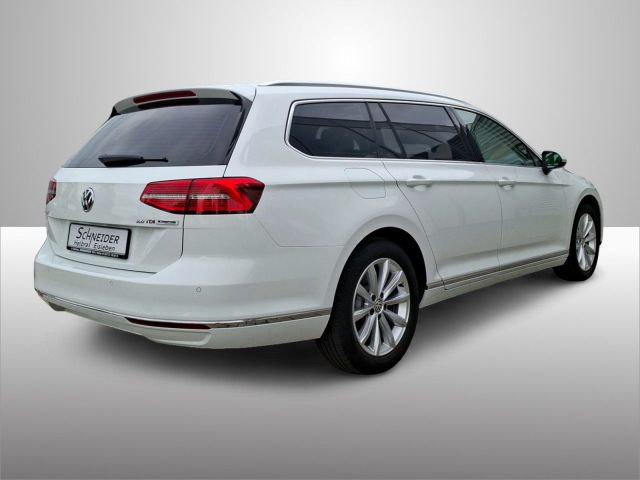 PASSAT VARIANT 2.0 TDI DSG HIGHLINE ACC+LED+SHZ