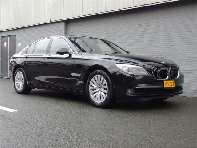 BMW 750i (Japan Import & geringe Laufleistung)