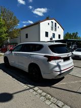 Hyundai SANTA FE 2.2 CRDi Signature 4WD DCT SEVEN Si... - Hyundai SANTA FE in München