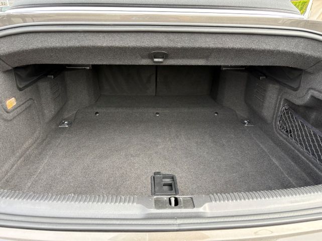 Fahrzeugabbildung Audi A5 2.0 TDI Cabrio S line Leder+Kopfhzg.+Xenon