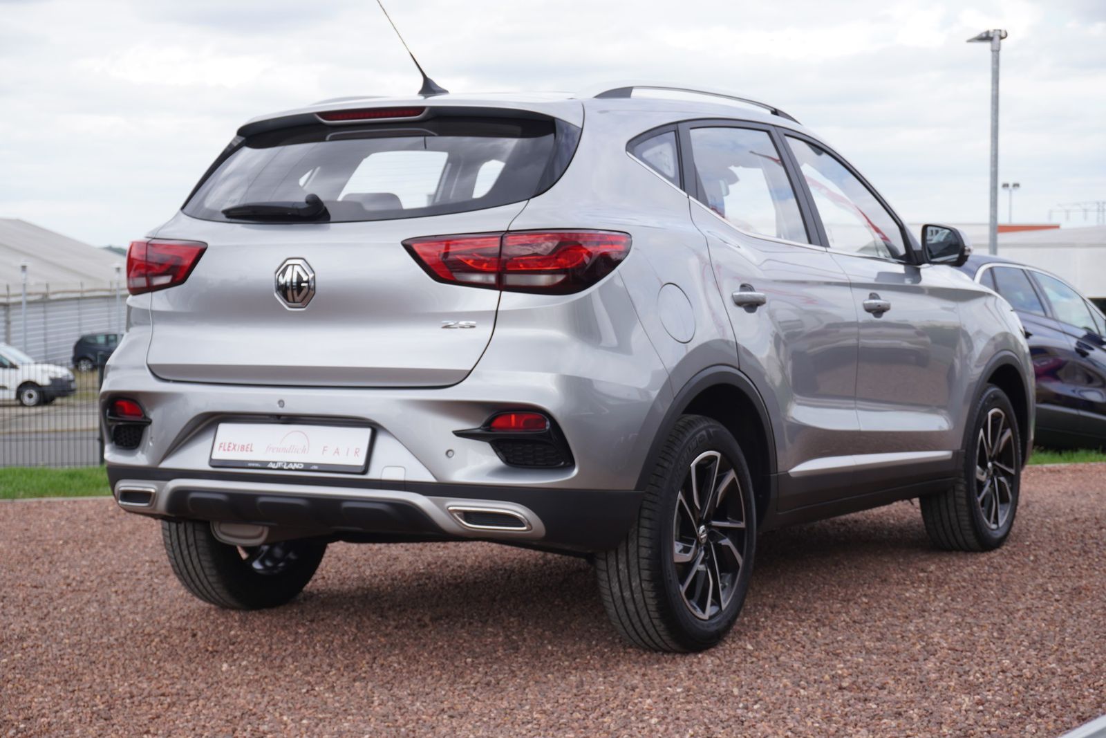 MG ZS