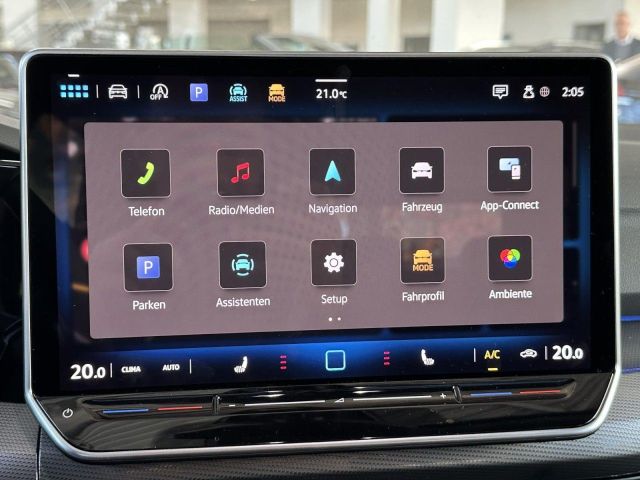Golf VIII 1.5 eTSI DSG Edition 50 DCC PANO HEAD-