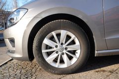 Fahrzeugabbildung Volkswagen Golf Sportsvan 1,4L DSG Comfortline Nav 1.HD