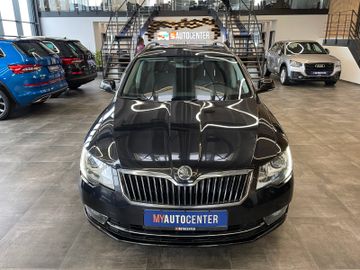 Skoda Superb Combi Exclusive *DSG*Bi-XENON*PDC*SHZ*