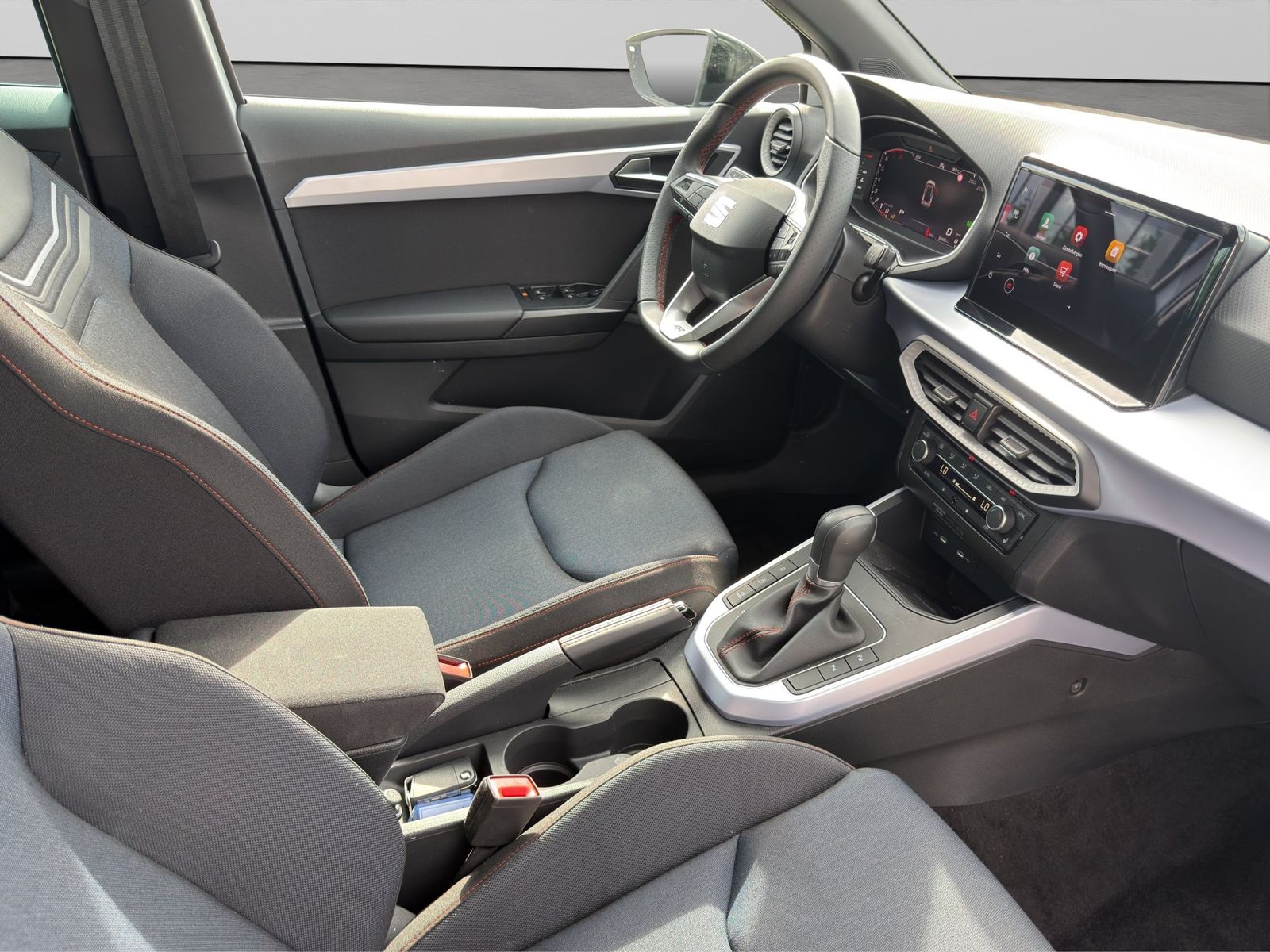 Seat Arona - Bild 23