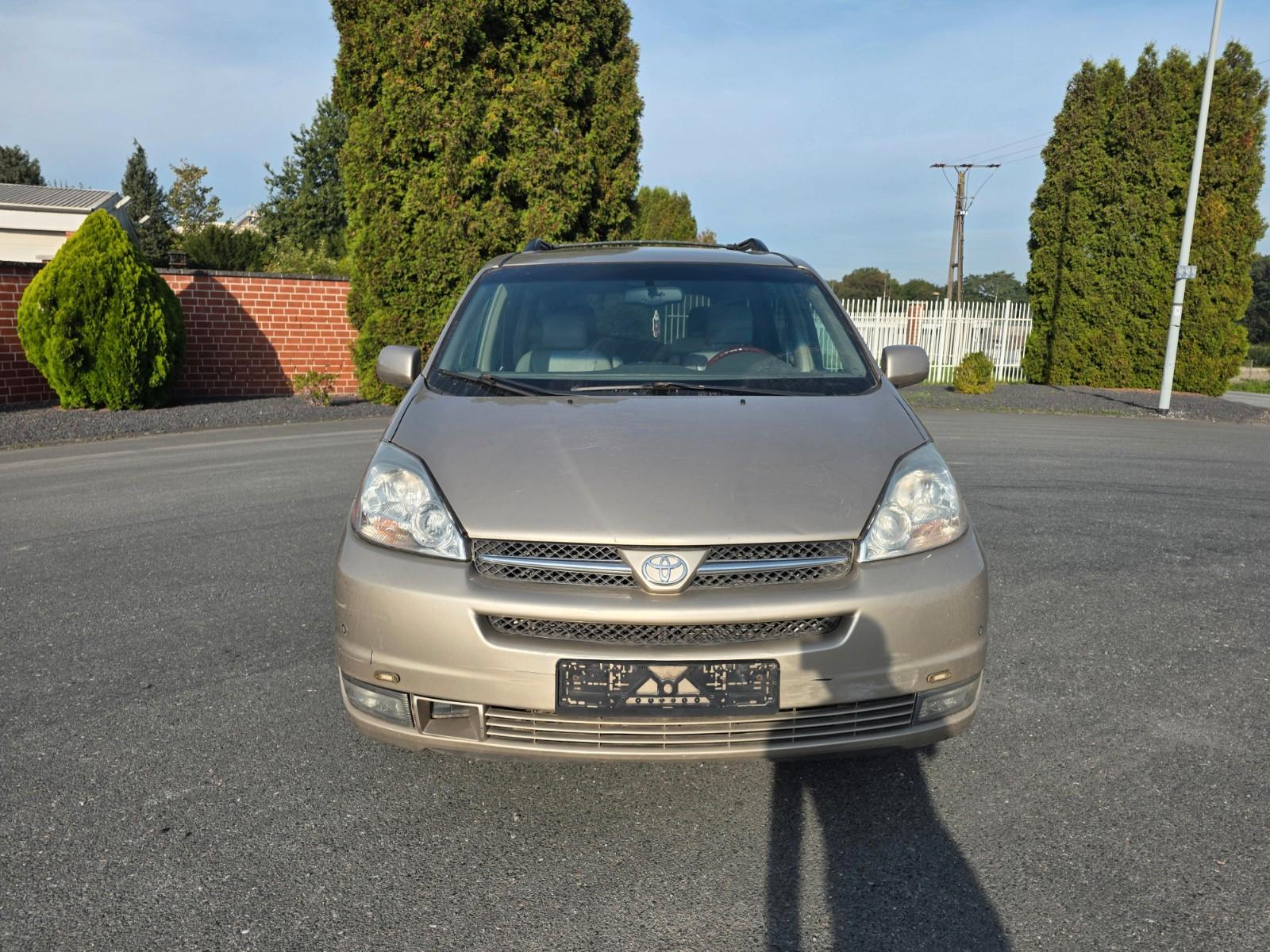 Toyota Sienna 2004 — photo 7