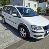 Volkswagen VW Touran Cross 1,9 TDI DSG - Volkswagen Touran mit Diesel-Antrieb: 1.9