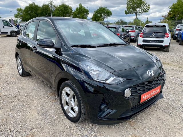 Hyundai i10 1.0 Automatik Trend KLIMA PDC ALU ALLWETTER