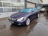 Mercedes-Benz CLS 350  Coupe - blaue Mercedes-Benz CLS 350