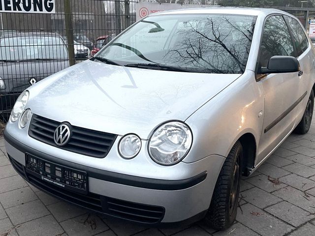 Volkswagen Polo 1.Vorbesitz / Servo / Schiebedach / TÜV NEU