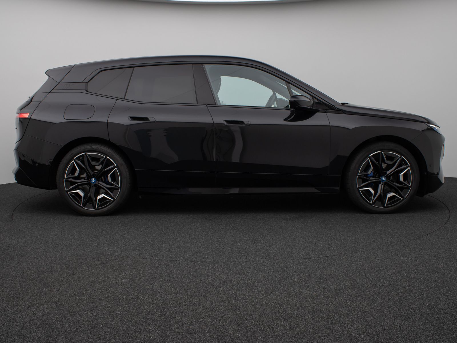 Fahrzeugabbildung BMW iX xD40 Sport 360°Laser H/K DAB AHK ACC 22Zoll