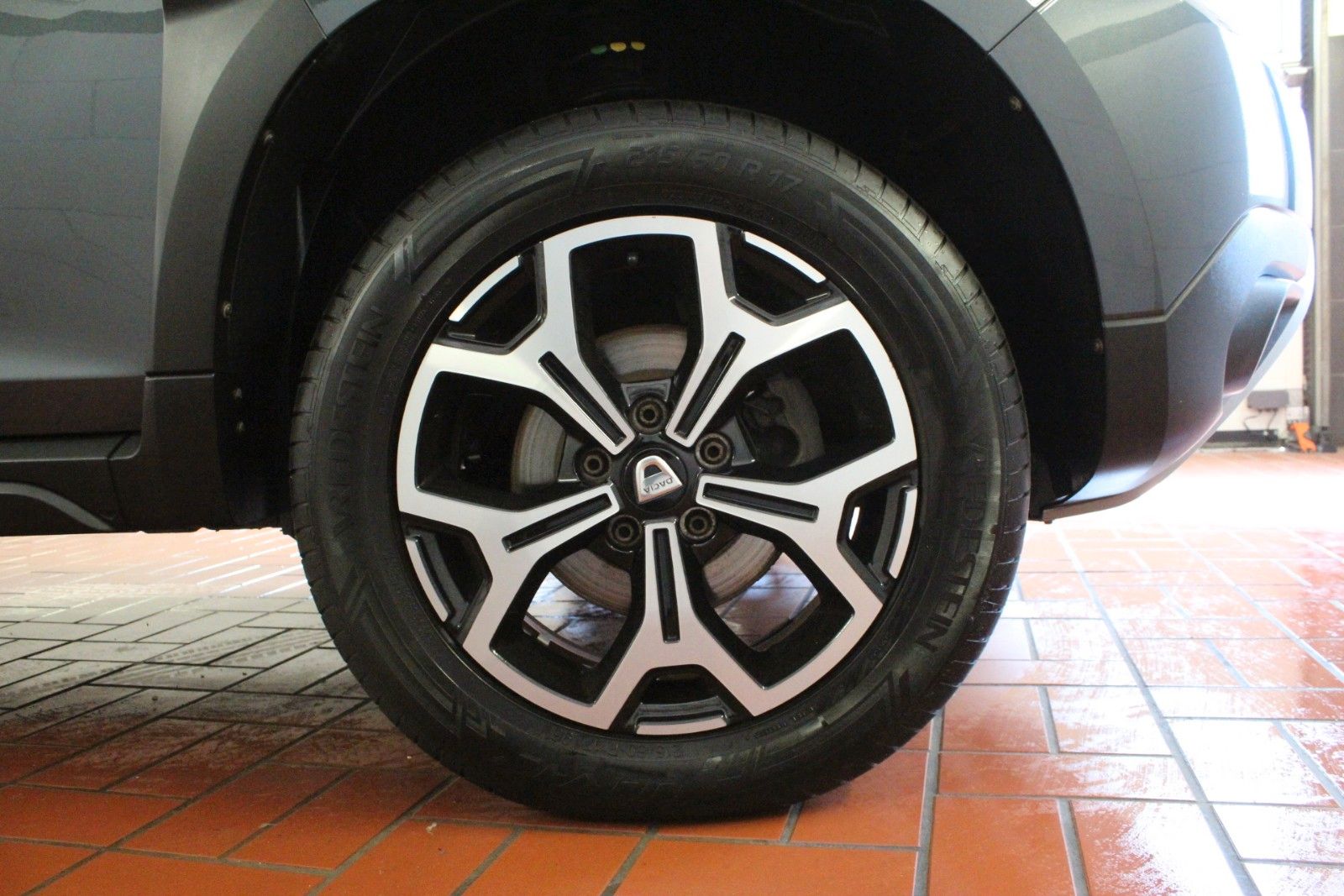 Fahrzeugabbildung Dacia Duster TCe130 *Prestige Navi*Sitzhzg*Kamera*AHK