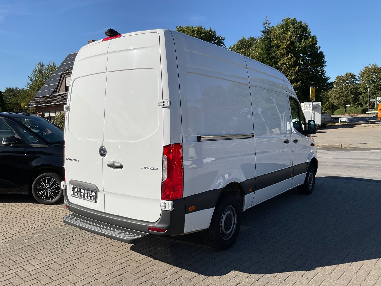 Fahrzeugabbildung Mercedes-Benz Sprinter 317 CDI,3.5t,L2 H2,Kamera,Navi,Telefon,