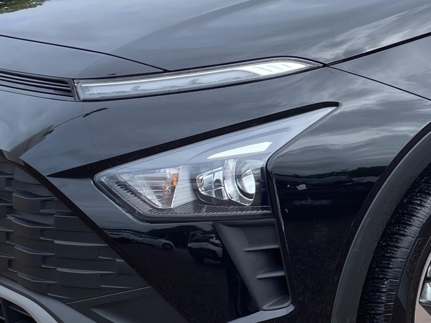 Fahrzeugabbildung Hyundai BAYON 1.0T Mild-Hybrid 48V Tend Navigation Allwe