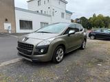 Peugeot 3008 1.6 Automatik Panorama Head-U... - gebrauchte Peugeot 3008 aus dem Jahr 2011