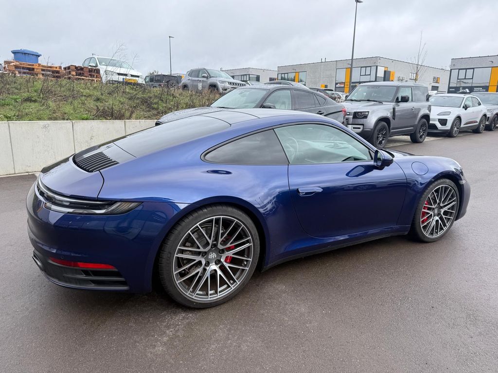 Image of Porsche 992
