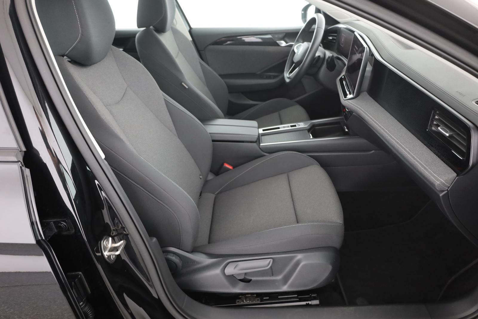 Volkswagen Passat 1.5 eTSI DSG ACC Totwinkel Kamera, миниатюра 23