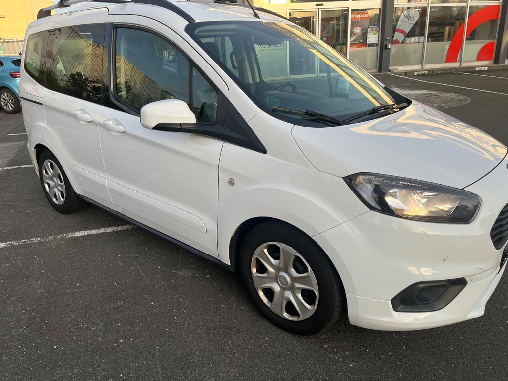 Ford Tourneo Courier