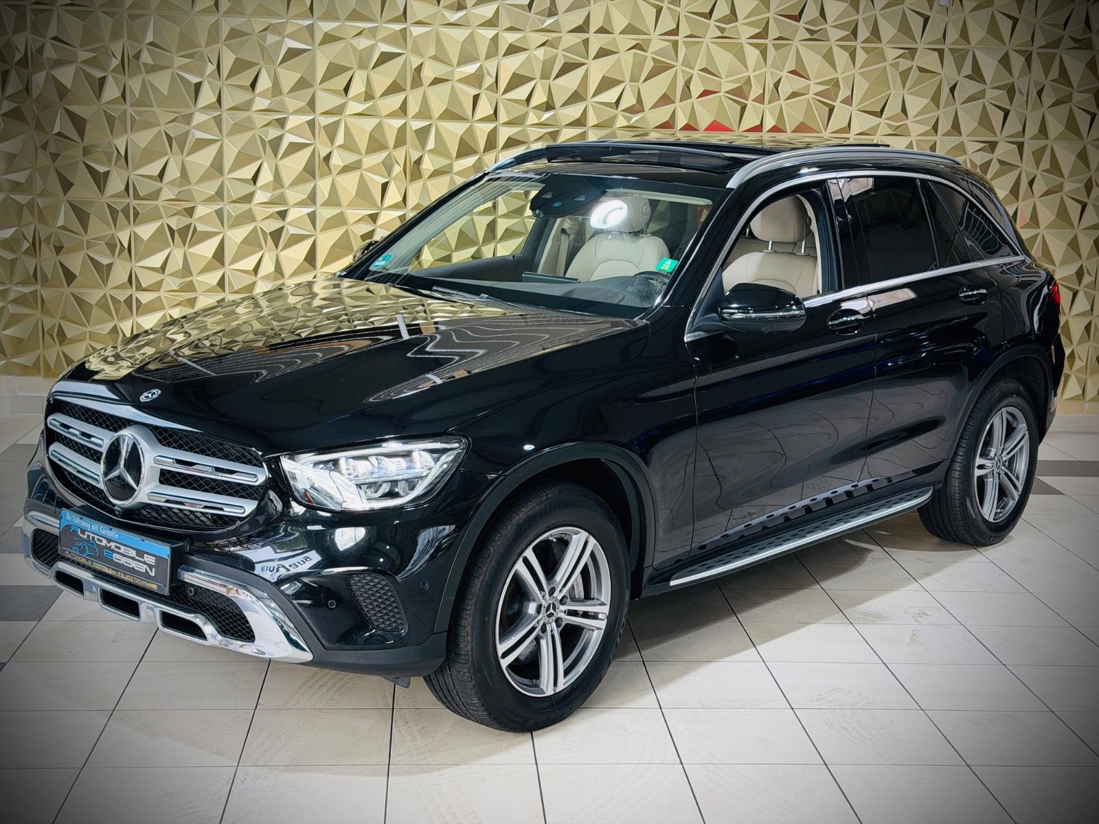 Mercedes-Benz GLC 300 de 4Matic|PANORAMA|WIDESCREEN|HEAD-UP|