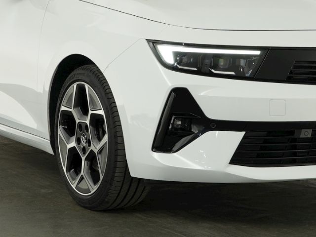 Astra L ST ULTIMATE AT+LED MATRIX+NAVI+360 GRAD 