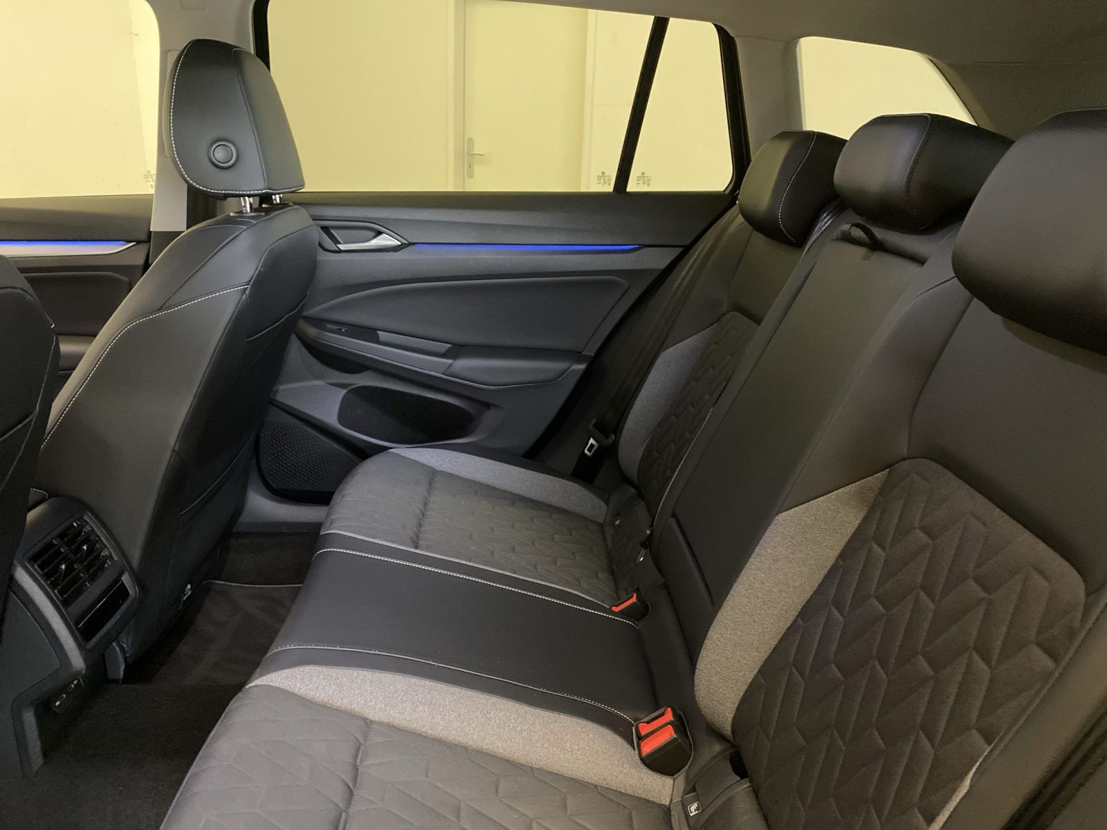 Volkswagen Golf - Bild 8