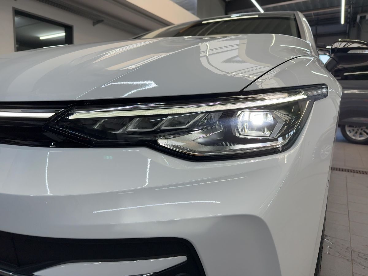 Volkswagen Golf - Bild 16