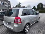 Opel Zafira B Edition "111 Jahre" 1.Hd. Sitzh. 7Sitze - gebrauchte Opel Zafira aus dem Jahr 2010