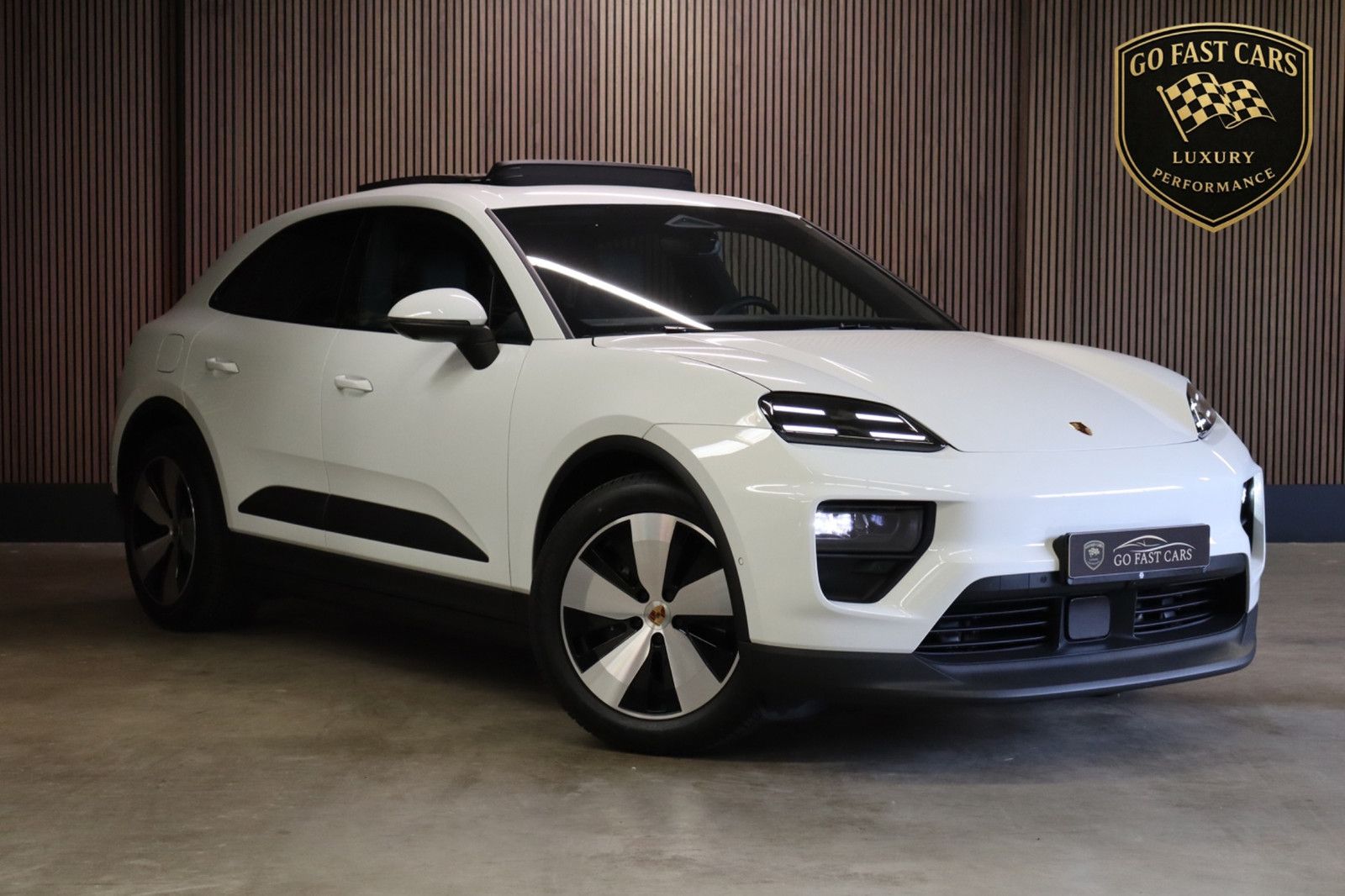 Porsche Macan Pano|100kWh|360 camera|Stoel verw.|Stoel A