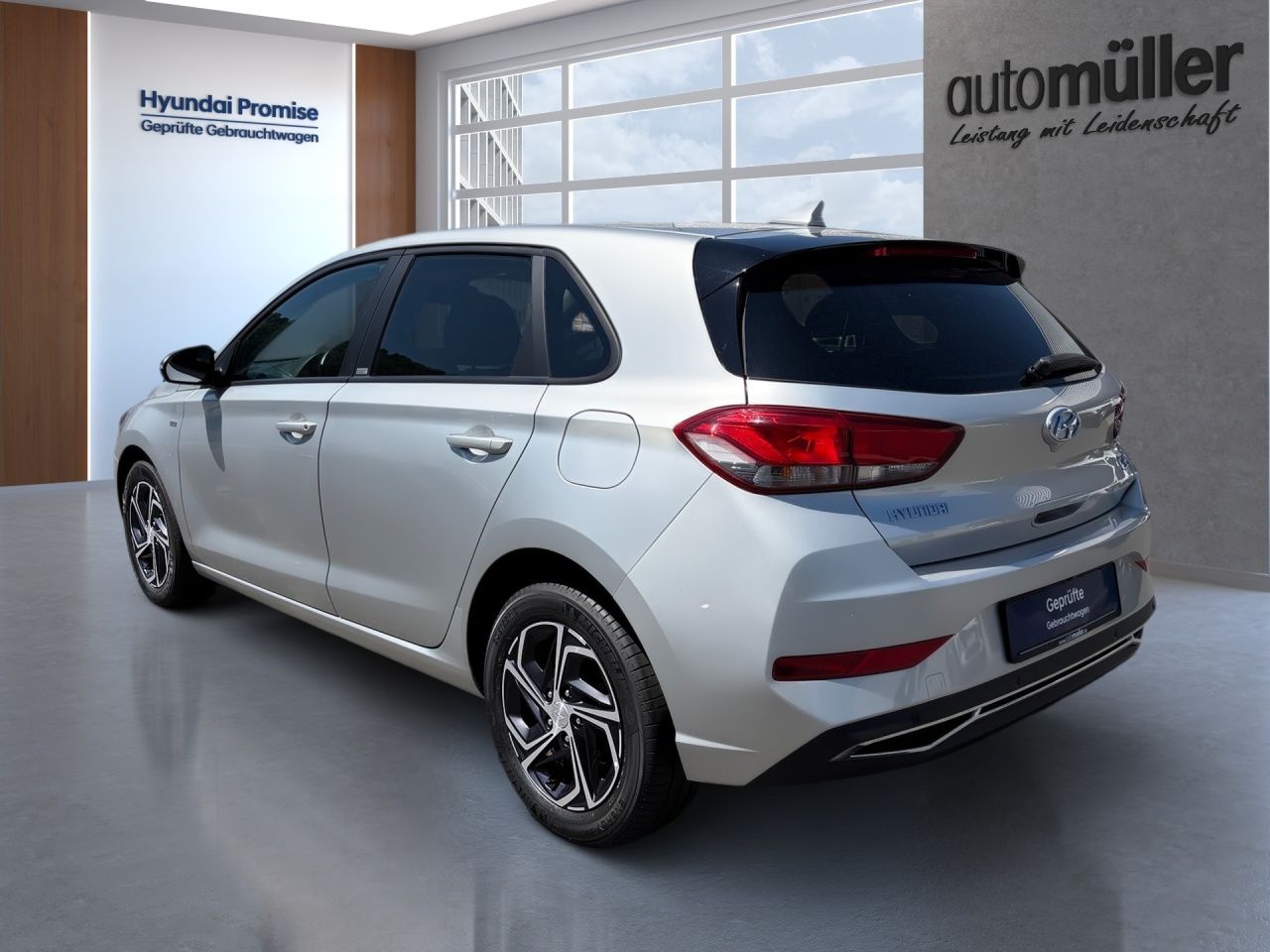 Fahrzeugabbildung Hyundai i30 INTRO *LED*KLA*SIH*KAMERA*DAB*