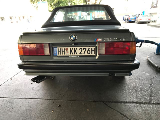 BMW 325