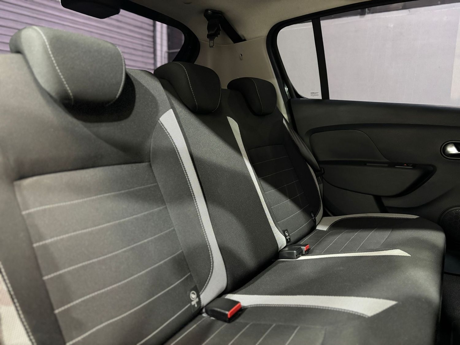 Fahrzeugabbildung Dacia Sandero Stepway#Kamera#Navi#Tempomat