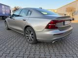 Volvo S60 T8 Inscription Plug-In Hybrid AWD - PANO+HUD - gebrauchte Volvo S60 aus dem Jahr 2020