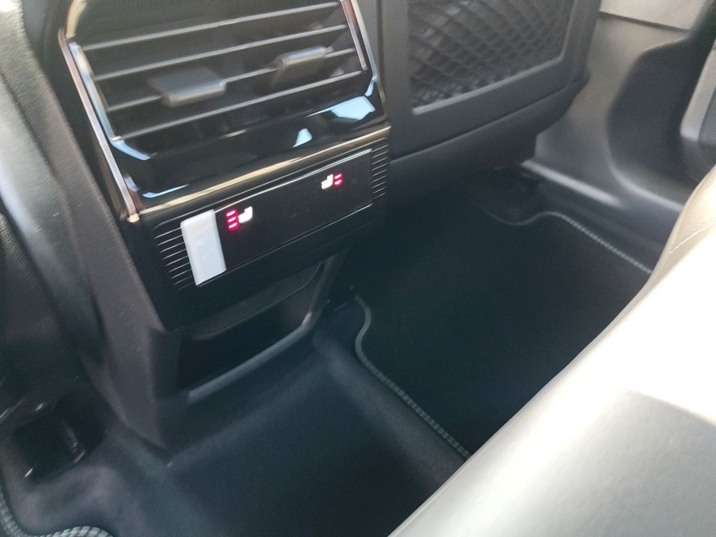 Peugeot 3008 - Bild 18