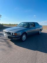 BMW E32 730i Oldtimer - BMW 730 in Stuttgart