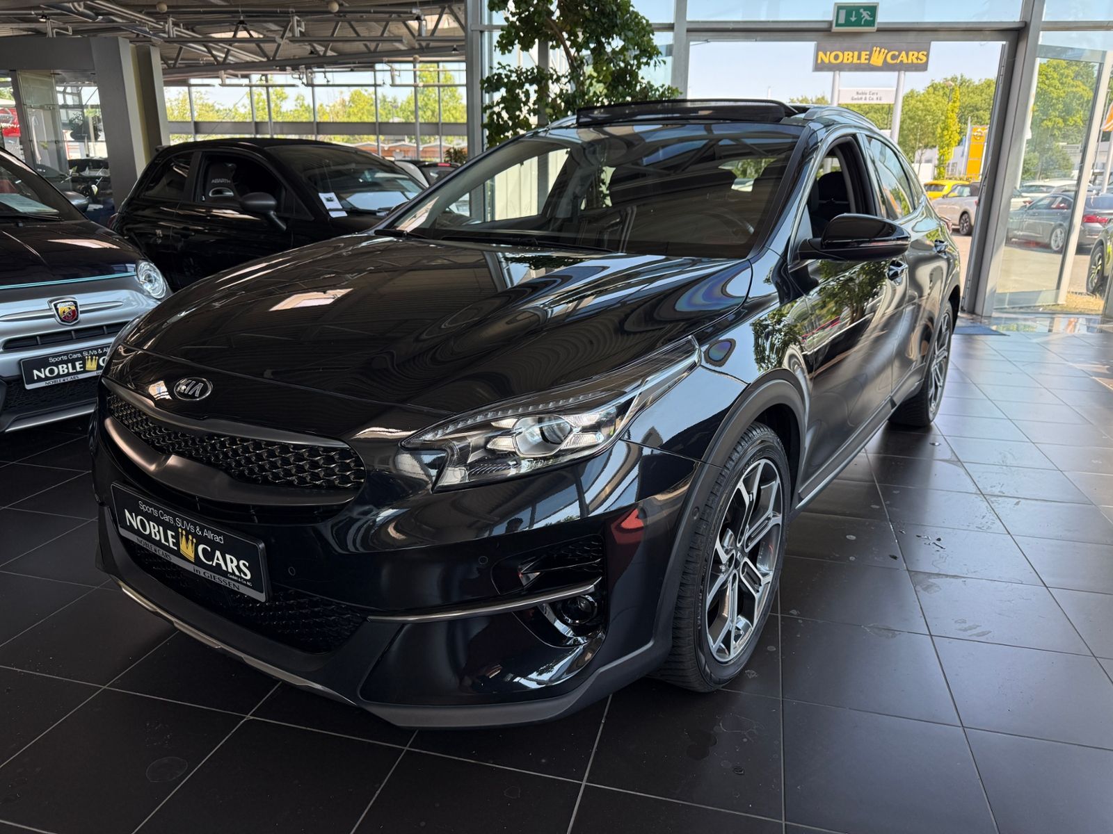 Fahrzeugabbildung Kia XCeed Platinum Edition PANO JBL LED