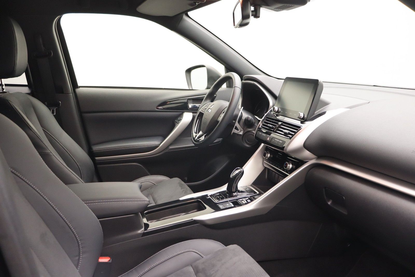 Fahrzeugabbildung Mitsubishi Eclipse Cross Plus Hybrid 4WD