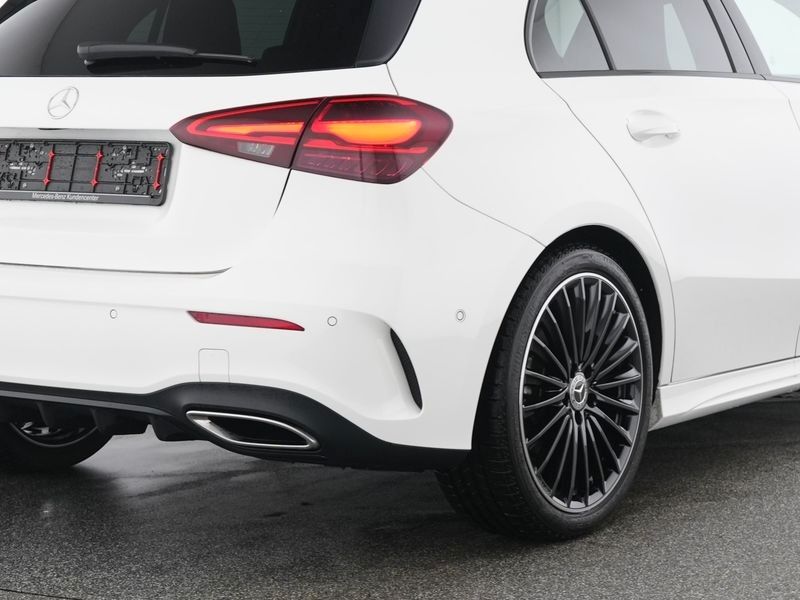 Fahrzeugabbildung Mercedes-Benz A 200 AMG+19"+NIGHT+SPIEGEL+DIGITAL+LED+SHZ+SPUR