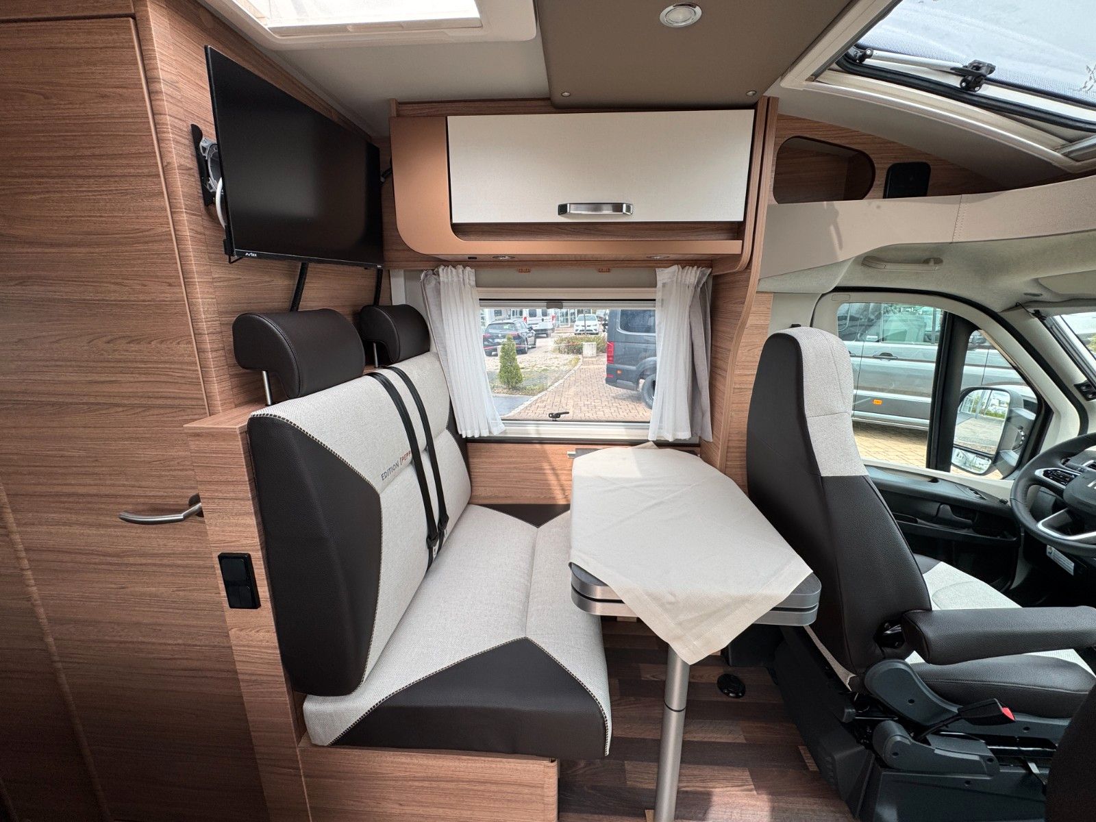 Fahrzeugabbildung Weinsberg CaraCompact 600 MEG PEPPER*TV*Standklima*Navi