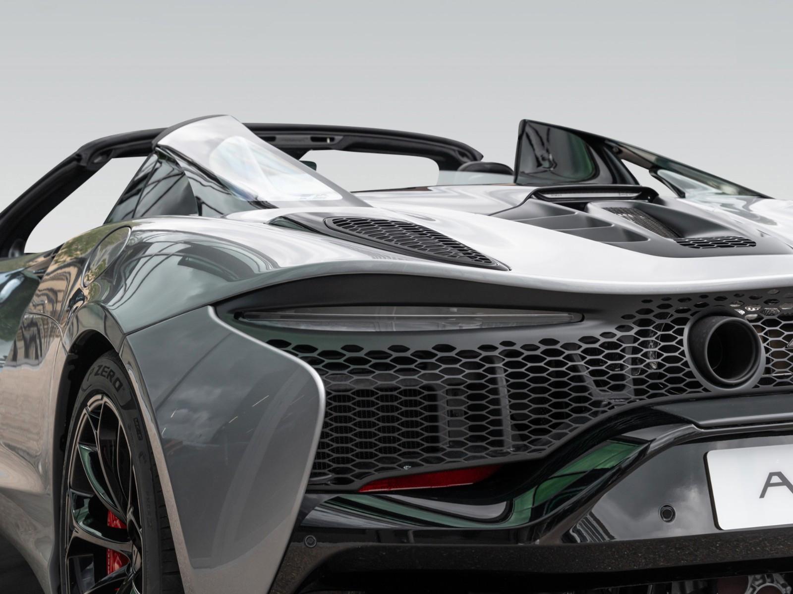 McLaren Artura Spider | MSO Paint | ClubSport Seats